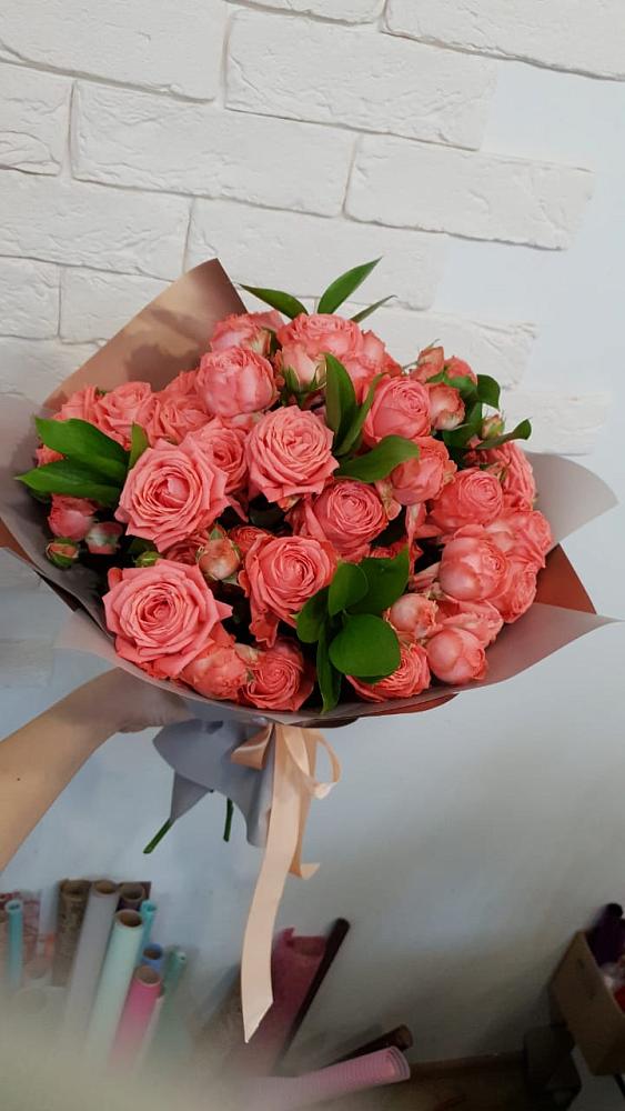 Букет цветов из: Розы в Нефтеюганске