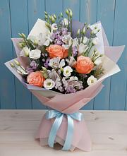 Букет цветов из:  Лизиантусы, Розы, Альстромерии и Гипсофила #REPLACE_PRED# Нефтеюганске
