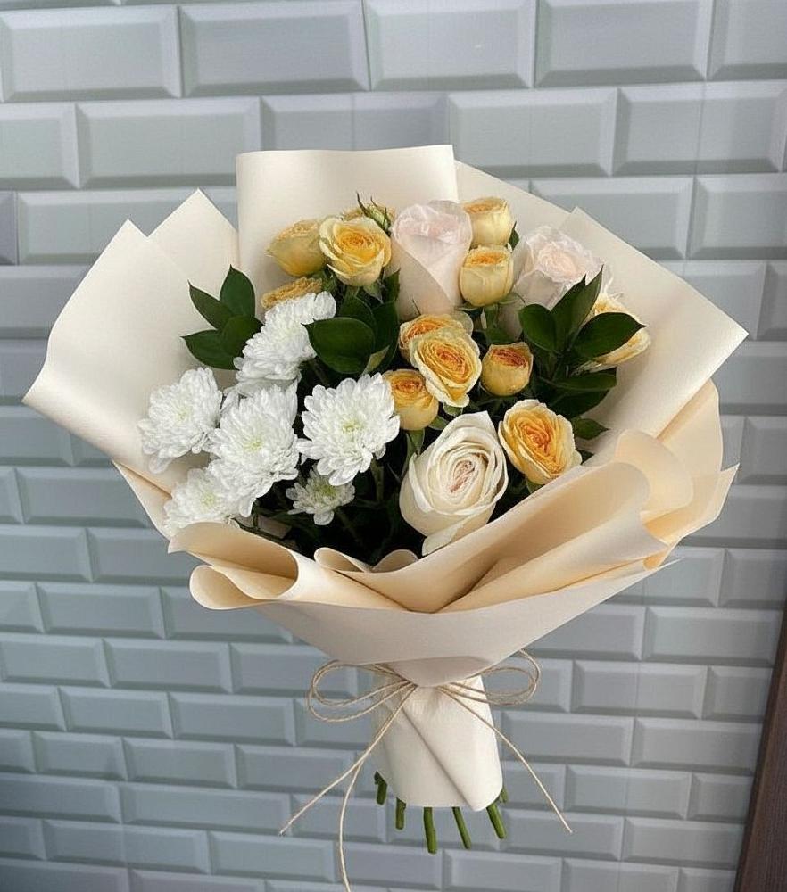 Букет цветов из: Розы и Хризантемы в Нефтеюганске