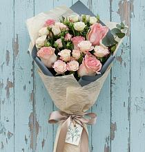 Букет цветов из:  Розы в Нефтеюганске