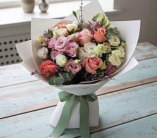 Букет цветов из:  Розы, Лизиантусы и Гвоздики #REPLACE_PRED# Нефтеюганске