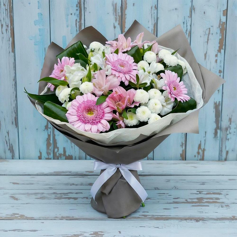 Букет цветов из: Герберы, Альстромерии и Хризантемы в Нефтеюганске