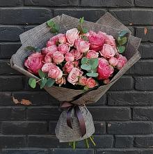 Букет цветов из:  Розы в Нефтеюганске