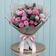 Букет цветов из:  Розы в Нефтеюганске